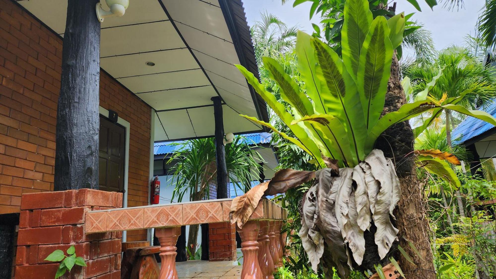 Lovely Lanta Resort เกาะลันตา ภายนอก รูปภาพ